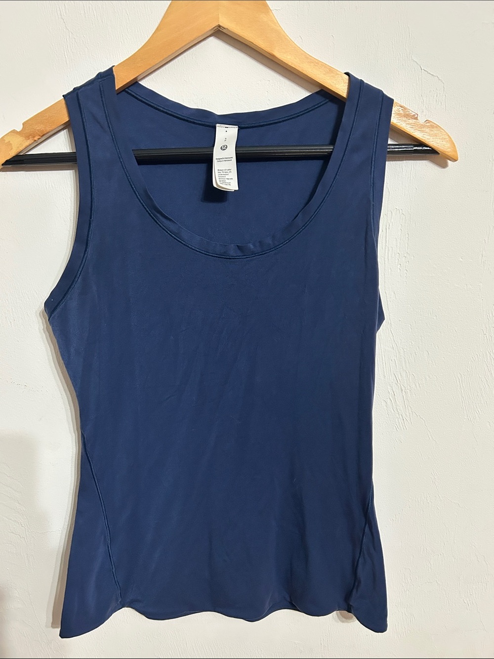 lululemon athletica Navy Blue Scoop Neck Tank Top Size Small